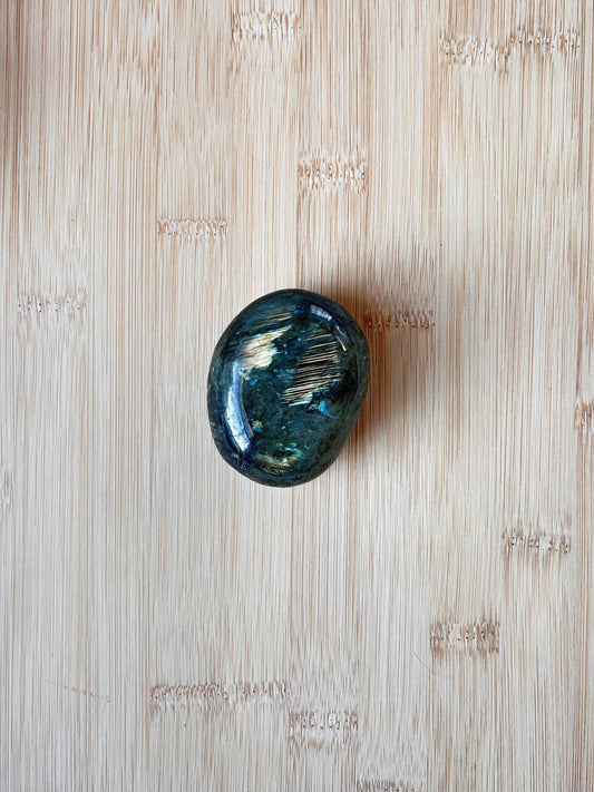 Labradorite - Palm Stone